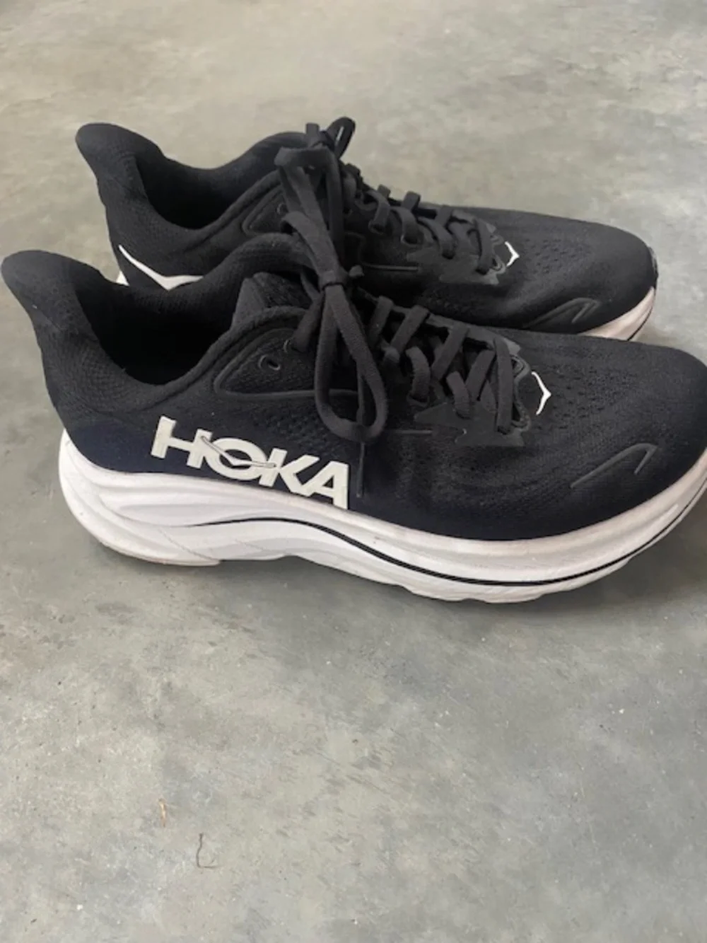 Hoka Black And White Clifton 10 Running Sneakers Size 9 - Picture 10 of 11